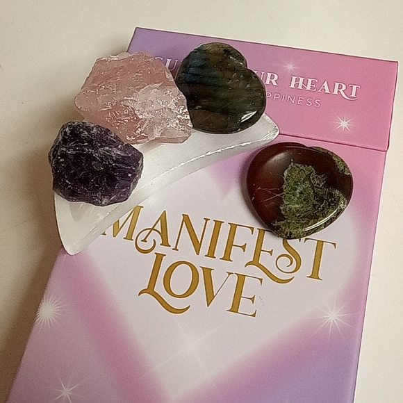 Manifestation cards and crystals - Picture 5 of 5